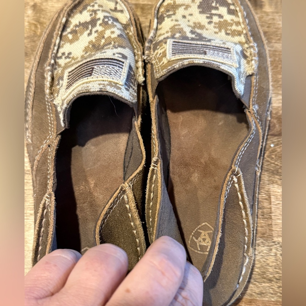 Women 6.5B Ariat Cruiser Patriot Slip On Leather Digital Camo USA America Flag - Picture 3 of 9